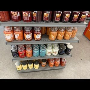 Meet your Posher, Yuselis